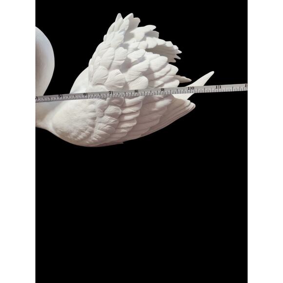 Vintage "The Royal Swan" Bisque Porcelain Swan; Van Ruyckevelt for Franklin Mint - Picture 5 of 8